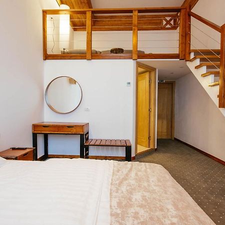 Buchenland Hotel Кымпулунг-Молдовенеск Экстерьер фото