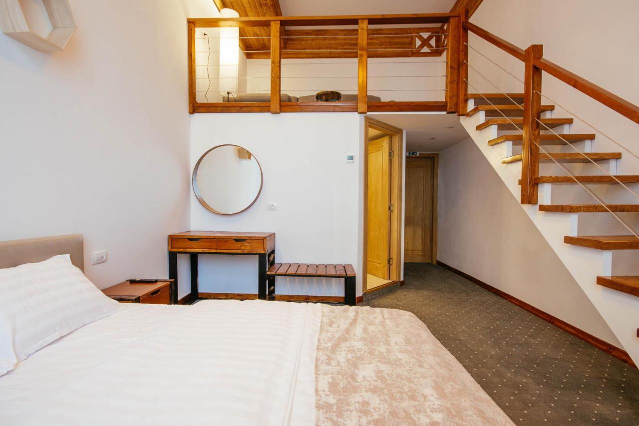 Buchenland Hotel Кымпулунг-Молдовенеск Экстерьер фото