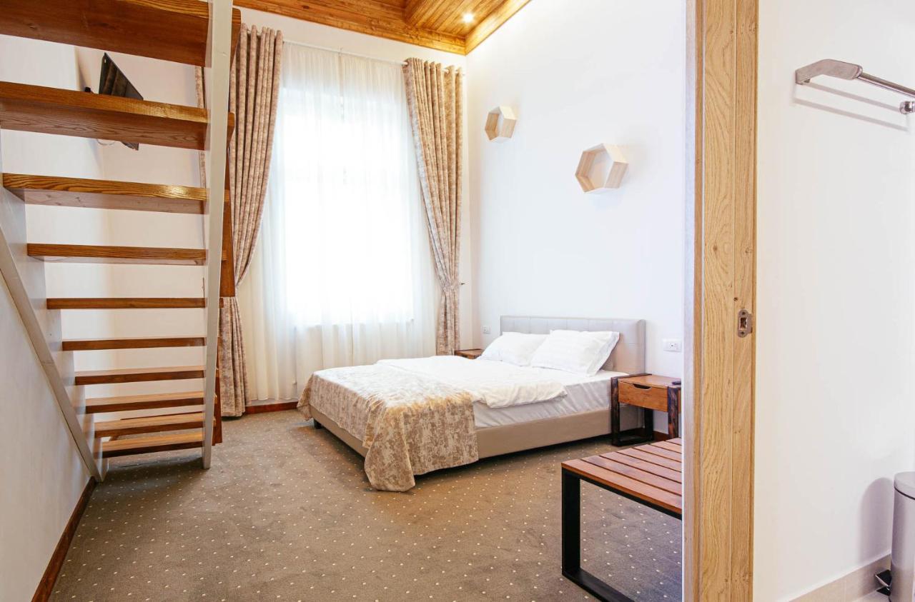 Buchenland Hotel Кымпулунг-Молдовенеск Экстерьер фото